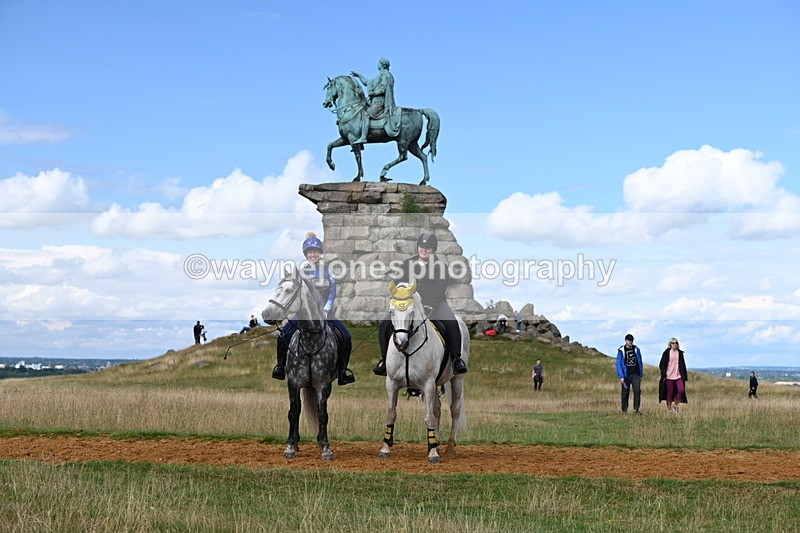 DSC_9917 - Time at Statue 15:11 to 15:58