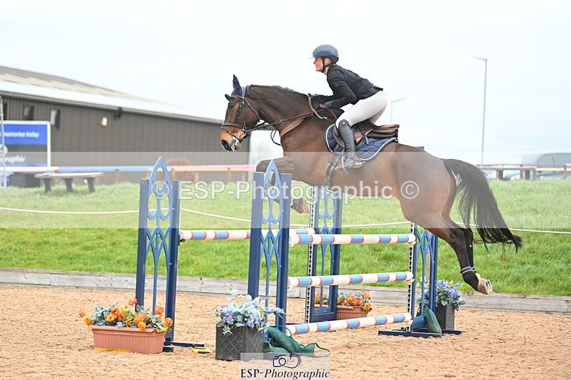 240316A-105332-02910 - Cls 14 Snr Newcomers