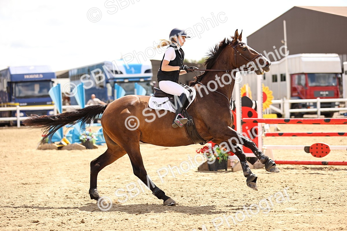 SBM_014017 - Class 14 - Senior Discovery - 1.00m Open