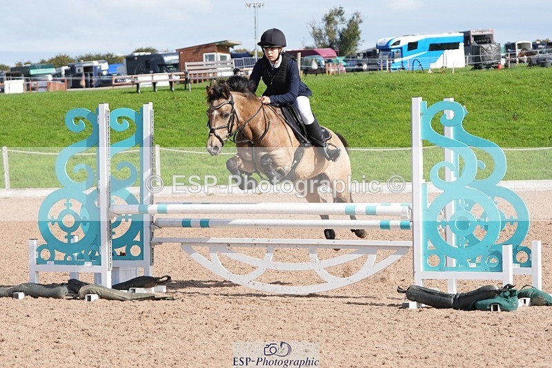 250921-110157-02467 - Cls 5 Pony Discovery and 90cm