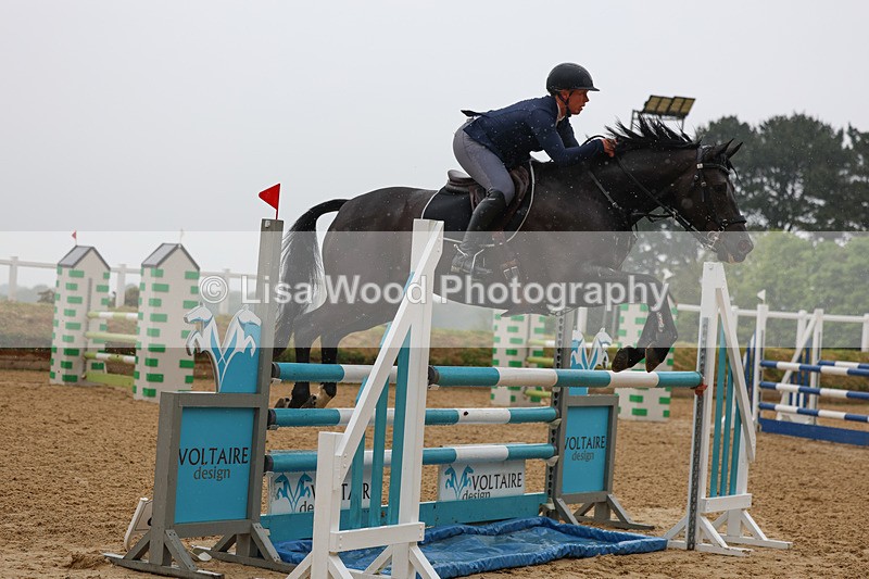 3E7A7234 - Class 7: Senior Newcomers/1.10m open
