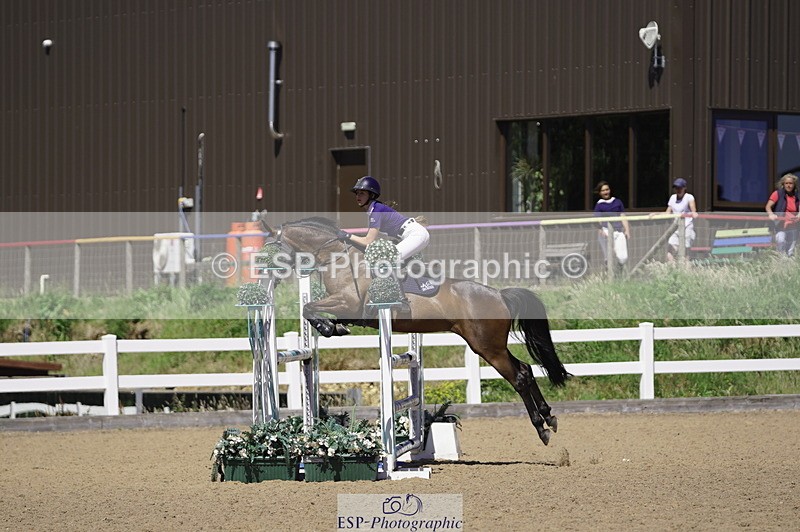 230624A-151254-02161 - Cls 26 Pony Foxhunter & 1.10m Open