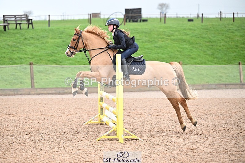 260207-105243-00211 - Cls 10 Pony Brit Nov 80cm Open