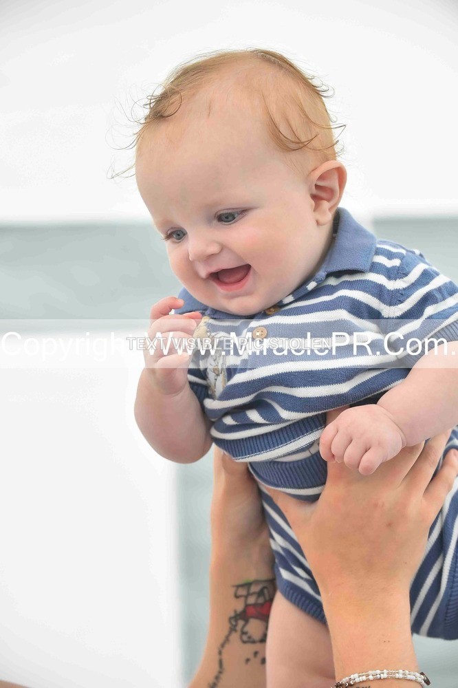 SH4_2204 - Bonny baby competition.