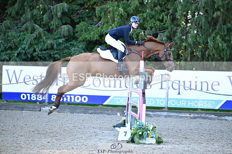 251024A-095338-06268 - B-127-Jessica.McCaldin