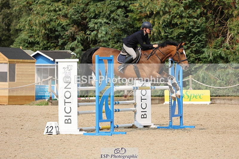 250816A-154448-02561 - Cls 8 Snr Newcomers