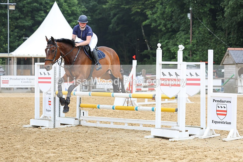 3E7A5696 - Class 5: Senior 95cm