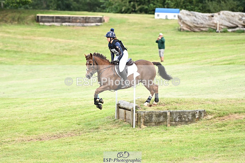 240825X-171937-37480 - 80cm XC 16.30 to 17.30