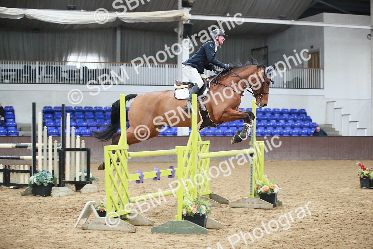 SBM_001097 - Class 4 - Senior Newcomers - 1.10m Open