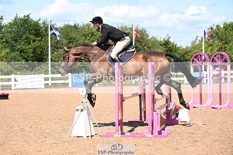 240728A-122013-08499 - Cls 32 85cm Amateur Qualifier