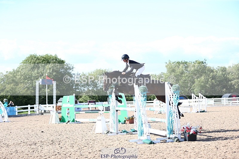 230811A-171100-07036 - Cls 19 Snr Newc