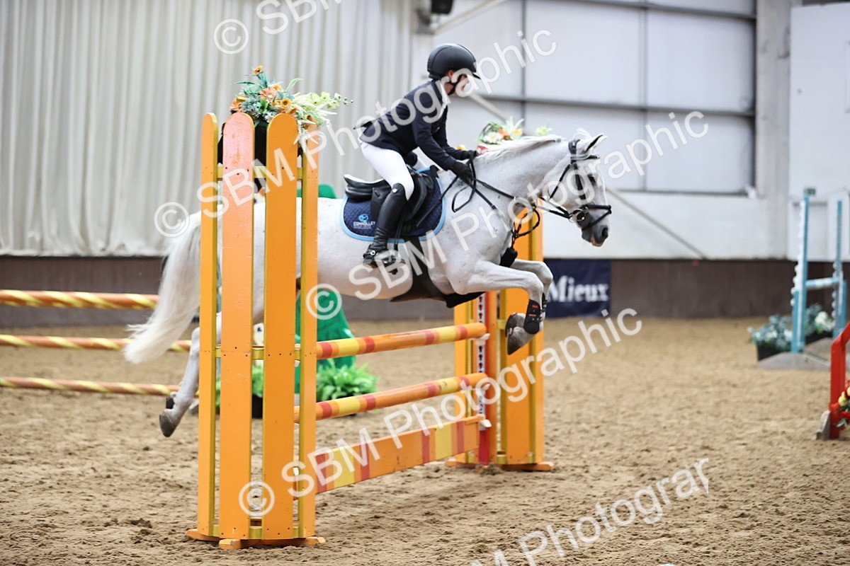 SBM_003602 - Class 11 - Springboard 128cm 138cm Restricted 85cm 95cm