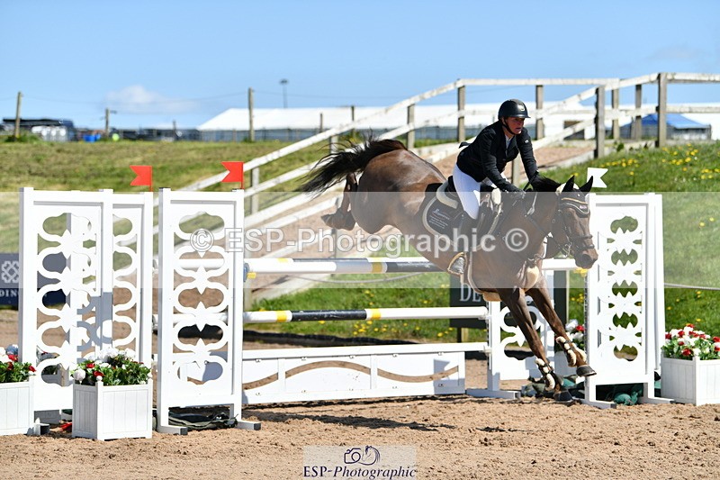 240420A-120707-10875 - Cls 3, 2 Star Small Tour 1.30m