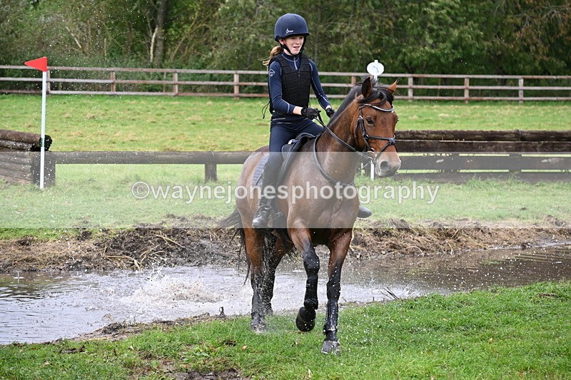 WJ6_4469 - Time at Photographer 11:57 to 12:14