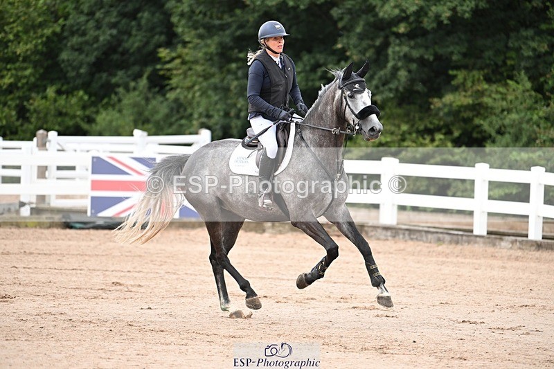 250727-084339-08584 - Cls 31 British Novice and 90cm