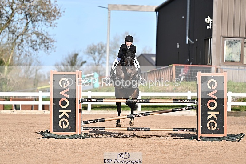 260107-121617-00286 - Cls 4 Newcomers and 1.10m