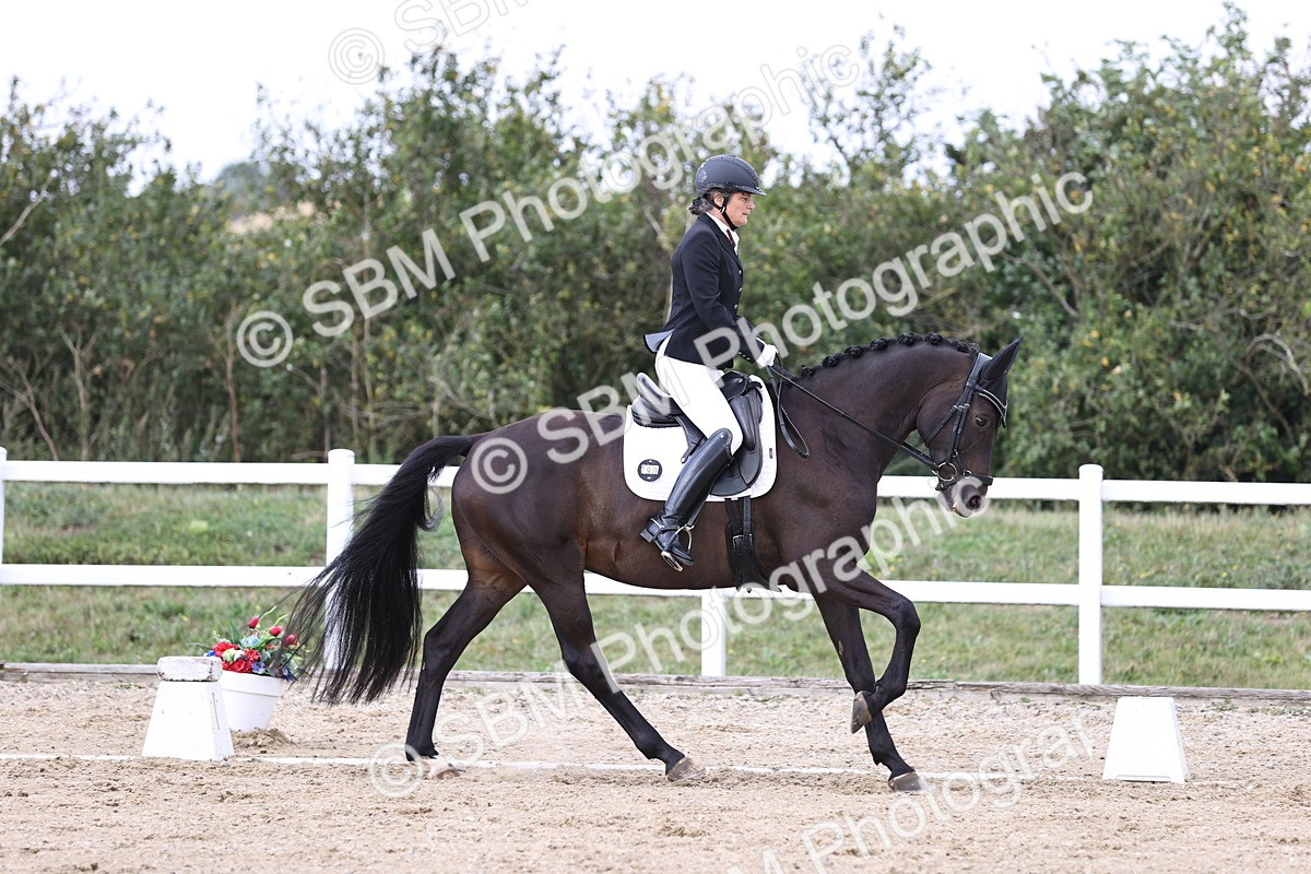 SBM_017956 - Class 14 - Novice 23 - 15.16-16.19