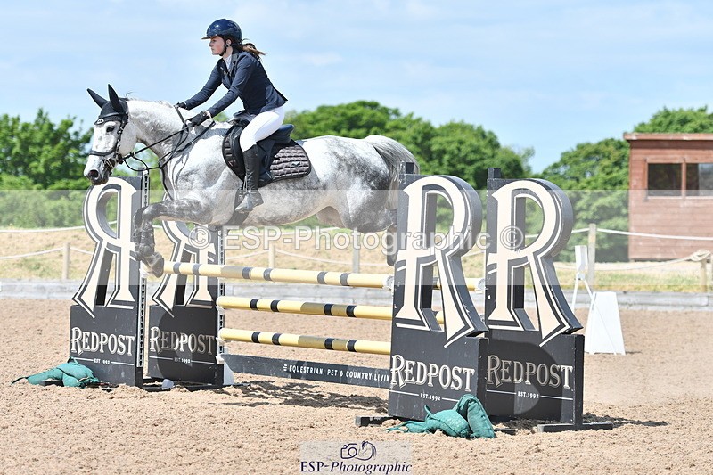 240609A-113242-04611 - Cls 17 Snr 1.05m Open