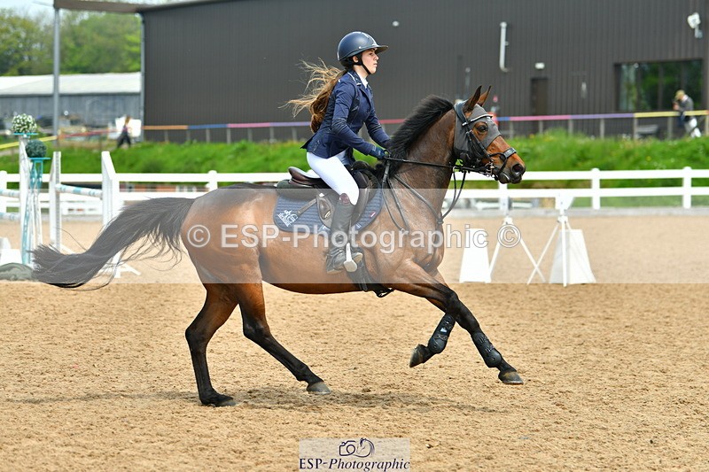 230514A-132644-02967 - Cls 25 Pony Foxhunter & 1.10m Open