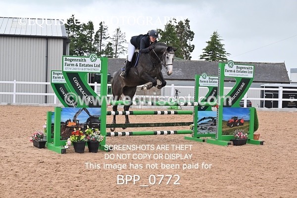BPP_0772 - CLASS 29 SUN GFS Saddles Senior Newcomers/1.10m Open