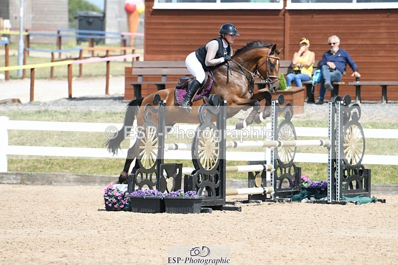 250725-150231-02802 - Cls 9 95cm Amateur Quali