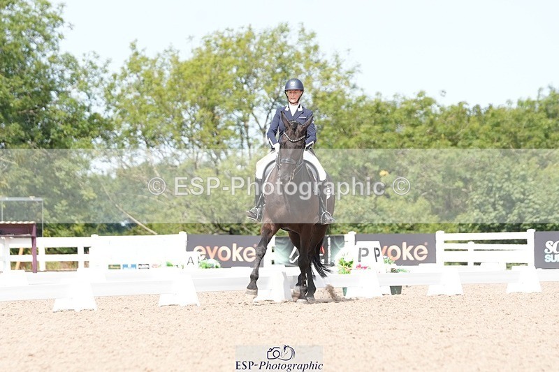 250815-130218-01156 - 017-elaine.scottFlorava