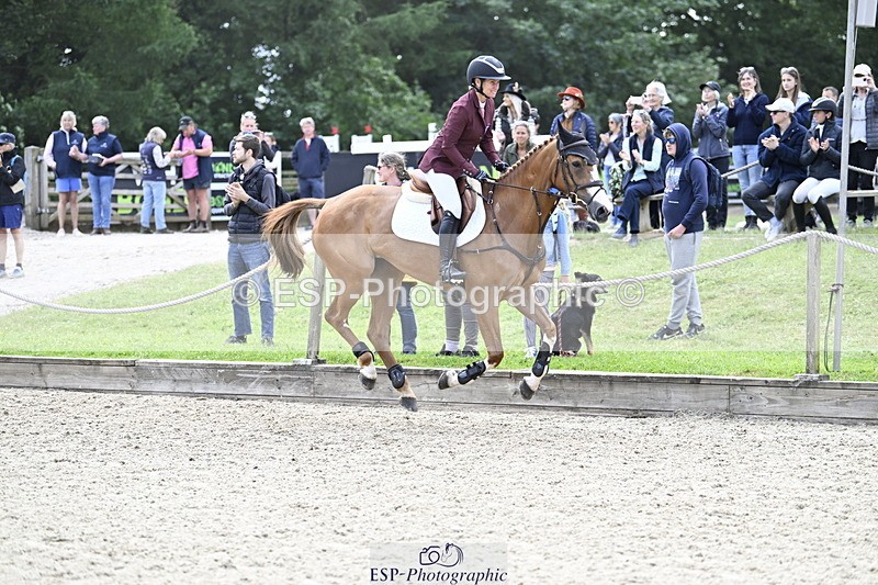 250525A-161616-18636 - Presentations Section C CCI 2 Star Long