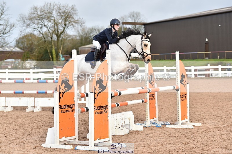 231203A-121042-01120 - Cls 5 Foxhunter & 1.10m Open