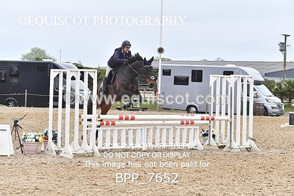 BPP_7652 - CLASS 14 SAT Senior BritiNovice/ 90cm Open