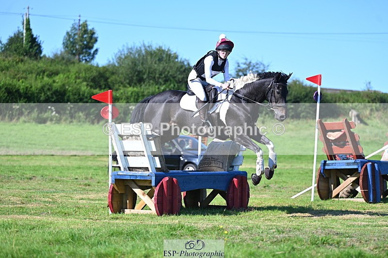 240811A-164315-07040 - 402-