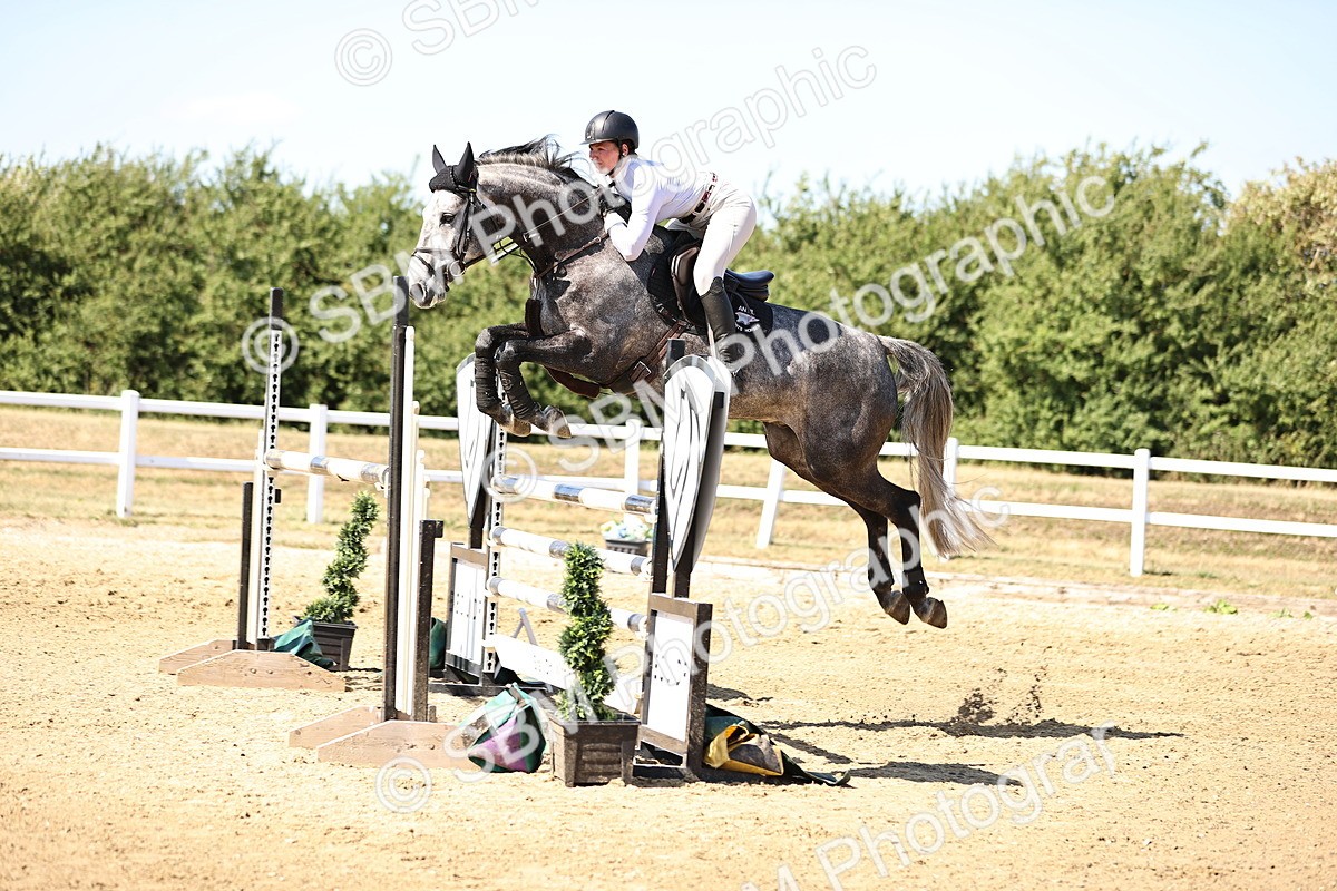 SBM_015430 - Class 16 - Senior foxhunter - 1.20m Open