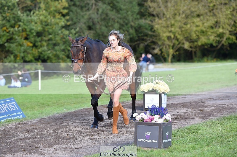 231022-111950-23893 - 552-MONBEG.BY.MAGIC-Xanthe.Baylis-TrotUp+SJ