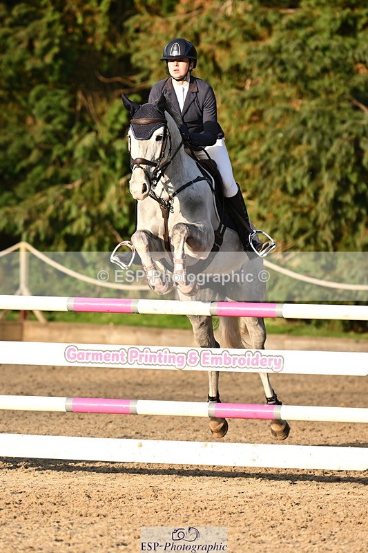 250322A-170155-03679 - Cls 14 Snr Fox & 1.20m Open