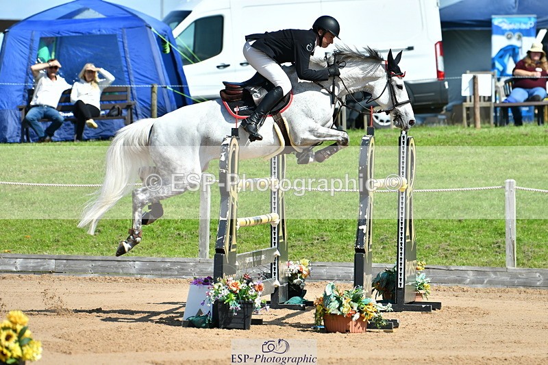 230720A-104612-01962 - Cls 5, 2 Star Medium 1.35m