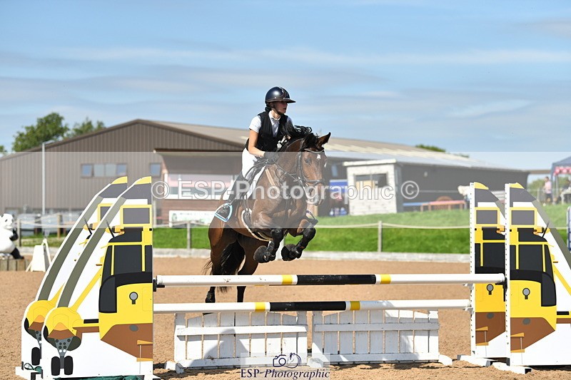 230903A-133016-04802 - Cls 15B U21 Intro 1m