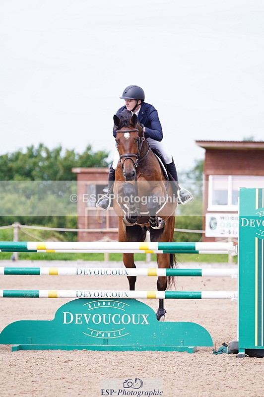 240803A-103300-07230 - Cls 29 Snr Foxhunter