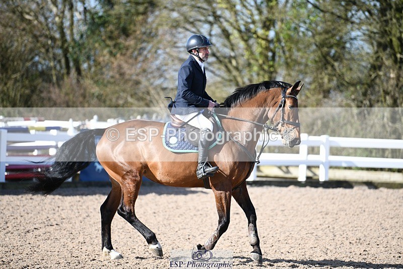 250330-100348-05977 - Cls 32 British Novice and 90cm