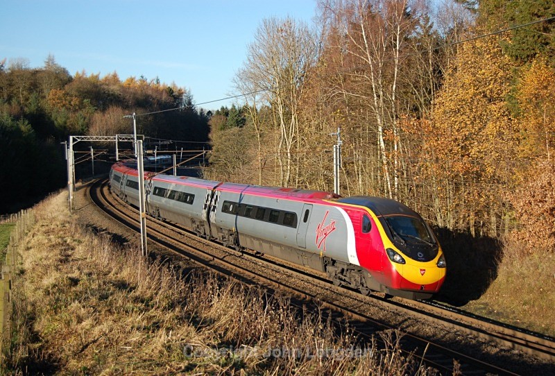 22.11.13 - 390154 1M12 11.40 Glasgow - Euston, Bessie Ghyll - West Coast Main Line (north to south)