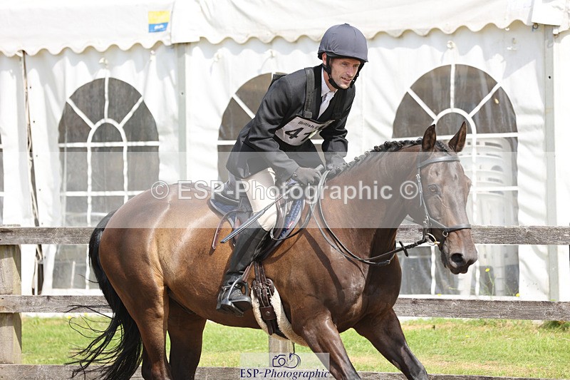 240804-104930-11308 - 414-Alex_Jupp-CARRY_ON_REGARDLESS