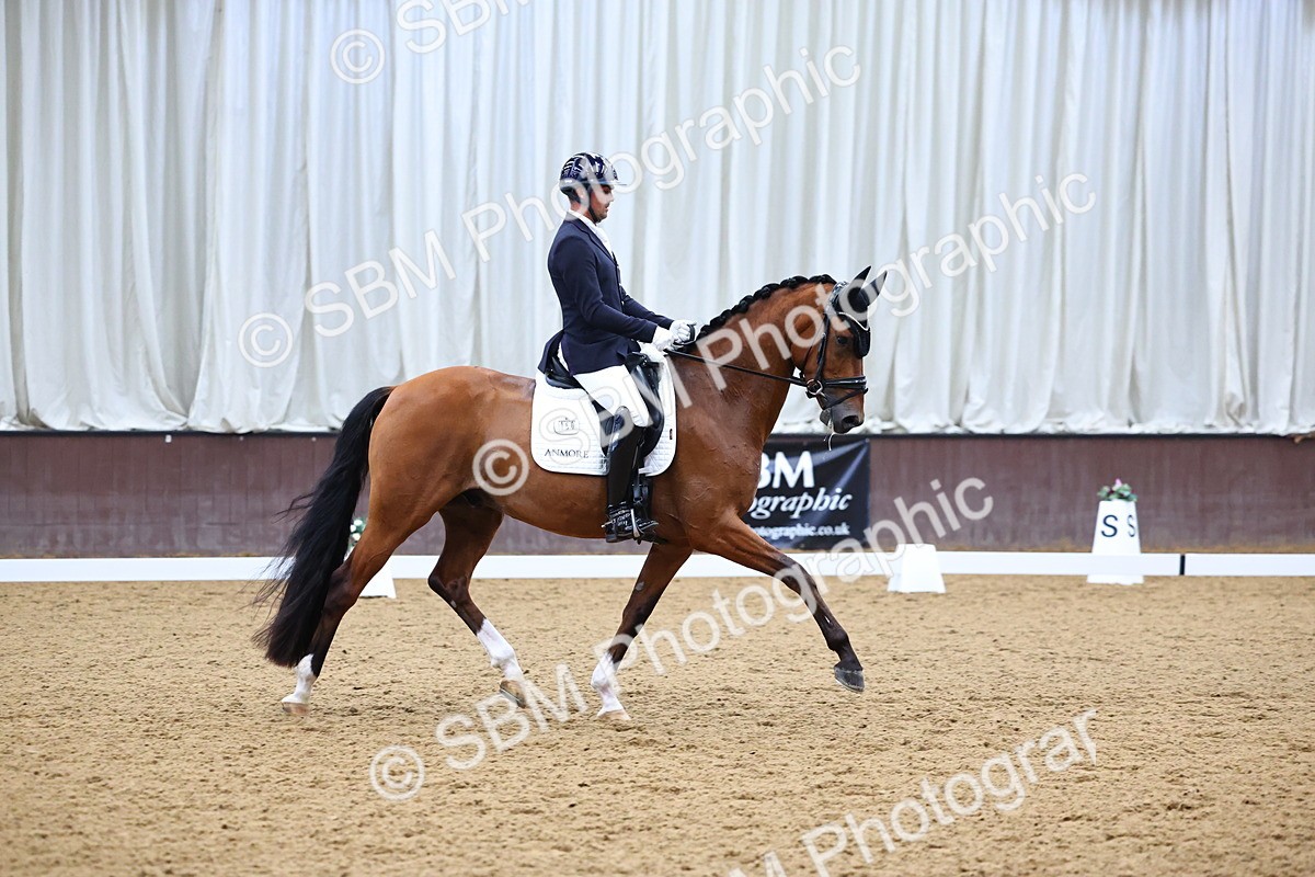 SBM_006626 - Class 5 - novice 6 - 12.04-13.07