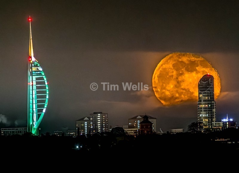 058 Spinnaker Moon - All photos