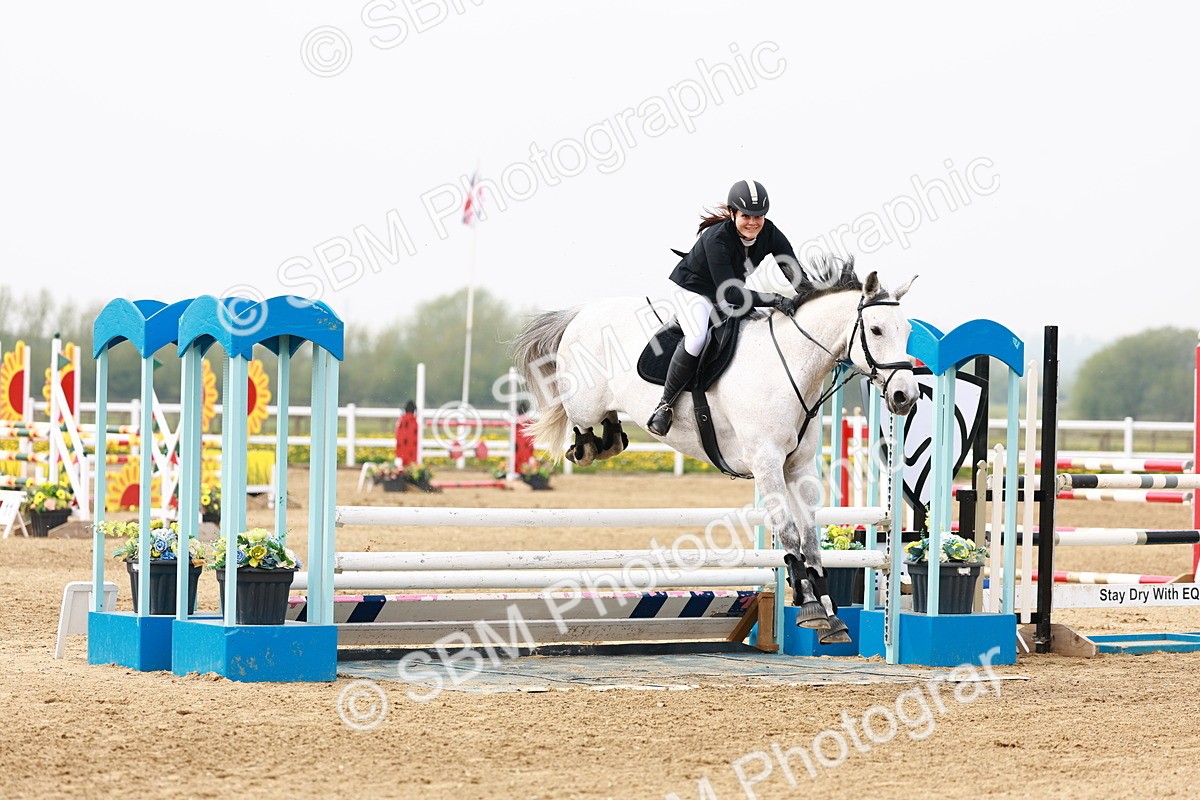  - Class 18 - Senior Newcomers - 1.10m