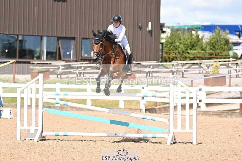 250709-153919-01181 - Cls 6 Snr Fox & 1.20m