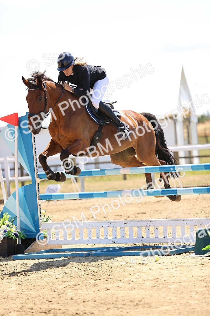 SBM_014856 - Class 15 - Senior Newcomers - 1.10m Open