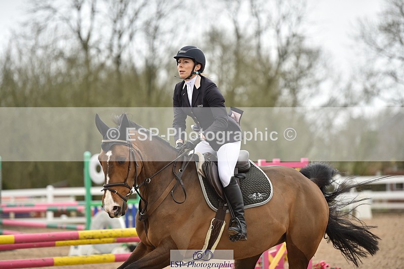 240405A-110928-00687 - Cls 8 British Novice and 90cm Open