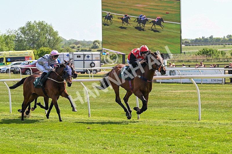 120525-Race 3-Zephlyn-8516 - Race 3