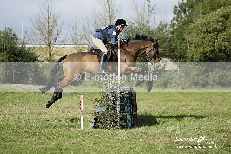  WWHT 031021 3085 - Intermediate (0.90m)  03/10/21