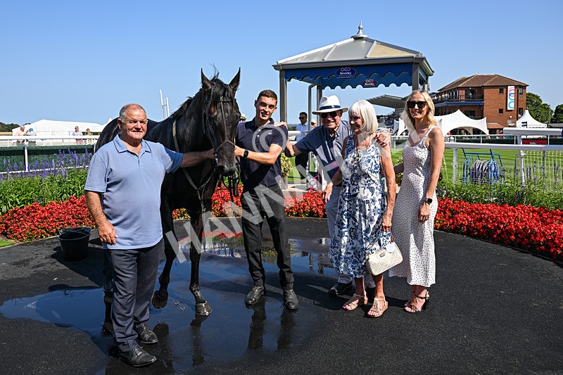 130826-Race 2-Concert Pitch-8046 - Race 2 14.45pm Welcome Racing TV Club Members Nursery Handicap