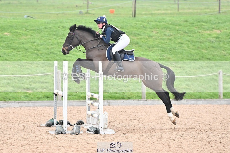 250118-141210-01457 - Cls 3A&B 90cm 13.20 to Coursewalk