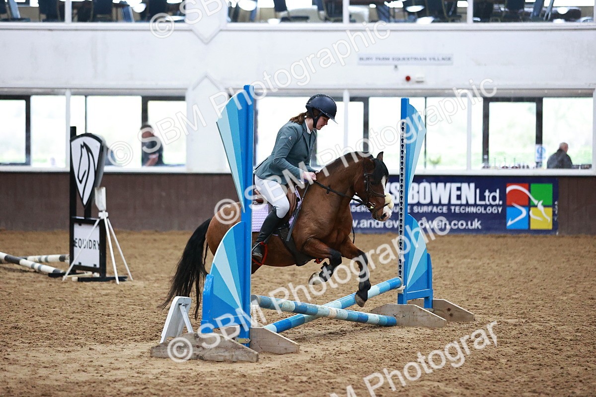 SBM_000149 - Class 1 - Cross Pole Jumping 30cm 40cm